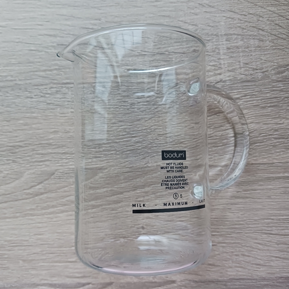 🌷 Bodum Latteo Manual Glass Milk Frother - Picture 9 of 13
